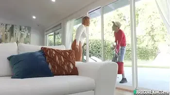 Windows washer fucks huge tits MILF