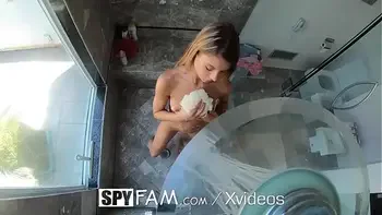 SPYFAM Step sister GRINDS big dick with TASTY mouthful