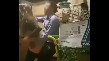 Un rapidito a mi compañera de trabajo