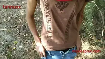hot girlfriend outdoor sex fucking pussy indian desi