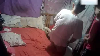 工棚嫖J系列看起来能有70岁的秃顶老头还给鸡妈带点吃的熟人了聊的热乎老当益壮还挺猛内射事后好像给20块