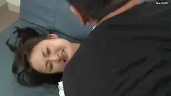 Japanse man gastvrouw van de herberg