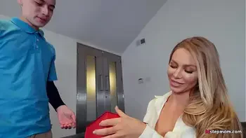 Lay there and let her fuck you! - Nicole Aniston