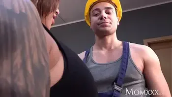 MOM Tattooed alt MILF Heidi Van Horny gagging face fuck and doggy