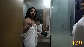 Depois da cena a Alessandra Carvalho não desiste faz uma pós cena no banheiro com Big Bambu - Jhonny Gab