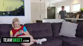 Chloe Cherry In A Bootylicious Bet