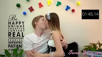 10 Minutes Make Out Challenge!! Jamie Young