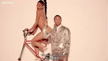 Robin Thicke - Blurred Lines