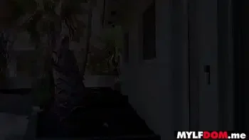 Innocent MILF housewife gets an unexpected surprise