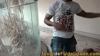 Empresário dotado transou com a mendigata gostosa em prédio abandonado ( Shayenne Samara )