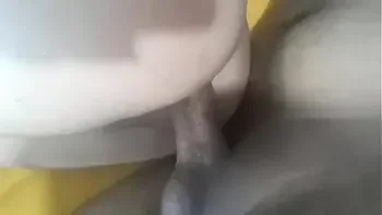 حصري 2019 مصرية اول مرة تتناك من طيزها مش قادرة تستحمله