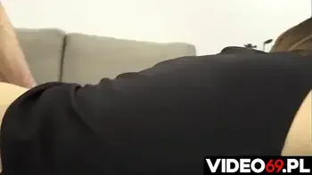 Polskie porno - Ruchanie dziewczyny która handlowała obrazami