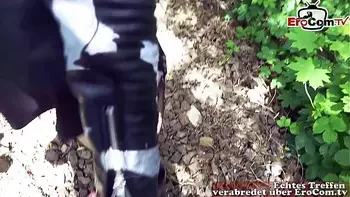 Dicke Deutsche Hausfrau angesprochen und abgeschleppt und gefickt Outdoor mit natur titten EroCom Date