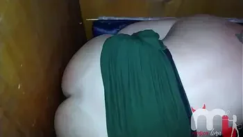 Engoli muita porra nas cabines de gloryhole da Enigma Club.