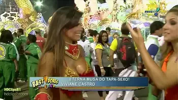 Bastidores Carnaval 2010 - Loira da Laje - Viviane Castro e Moranguinho