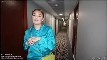 Big Ass French Arab Girl Gets Anal Fucked By Her Stepbrothers Friend For A Computer !!!