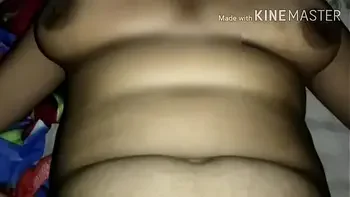 (हिंदी में अश्लील) का झांटों वाला भोसड़ा चोदने का अलग ही मज़ा है