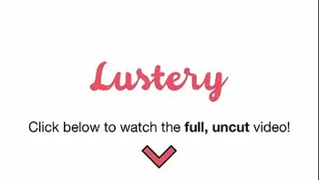 Isla Summer Gets Horny While Changing