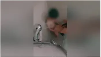 Seducing Bf When Taking Shower, Ends Up Squirting A Lot