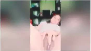 Pinay Viral Scandal - Pinay Masturbate Squirting Very Nice Pussy