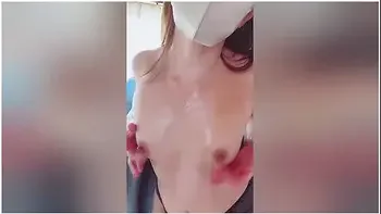 無修正ゆかろんのアソコに君のおちんちんを挿して私を充電してくたさい　乳首オtニー充電ハンツtィルトオtニーm字開脚日本人アシアン