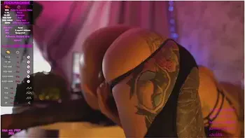 Hd Big Ass Girl 18+ Orgasms On The Desktop! Sex In The Office Masturbation At Work Under The Table