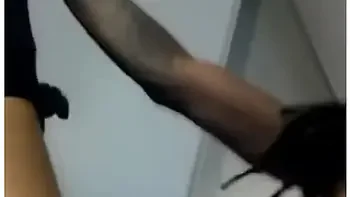 Royalty Needs Help Working Out!!