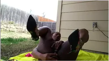 Sloppy Bj And Wet Pussy Fucking Outside Type!!