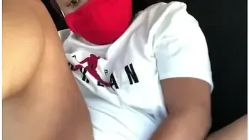 Ebony Try Not To Get Caught Masturbating In Parking Lot