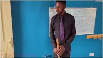 Teacher Caught Bad student 18+ Smoking And Dancing In The Classroom And He Her For A Hardcore Sex. Un Professeur A Surpris Un Mauvais Eleve En Fumer Et Danser Dans La Salle De Classe Et Il La Fait