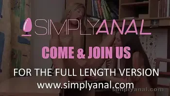 Hot Lesbians Love Ass Play