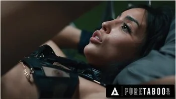 Submissives Vanessa Sky Dee Williams Are Free Use Dominated - Simulation