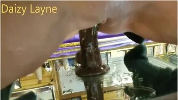 Mature Daizy Layne The Dildo Made Me Squirt (incredible Video)