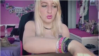 I Open A Mysterybox Sent From A Sex Shop Ep. 2