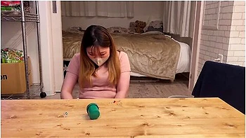 個人撮影 罰ケームありのハーtィーケームてリモコンハイフ潮吹き我慢てきす中出しsexおねたり Hentai/個人撮影/ハメ撮り/看護師/潮吹き/中出し