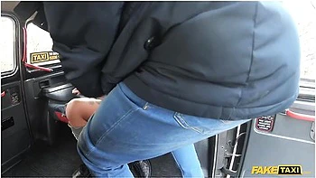 Capri Lmonde Lowers Her Sexy Booty Onto A Big Thick Cock