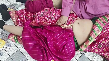 Patni Ke Office Jan Ke Baad Pati Ne Nokrani Ko Jabardast