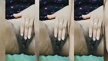 Meri Phudi Bhi Dekh Lo Please Me Bohat Gareeb Hun