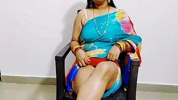 Stepmom Seduces Her Stepson For The Hardcore Fucking In The Hot Night