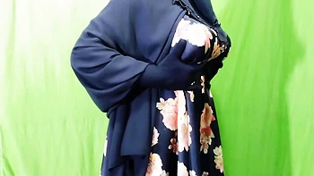 Indian Beautiful Village Housewife Having Sex In The Room - Clear Hindi Audio