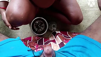 Piya Bhabhi - Desi Hot Bhabhi Ne Daru Piya Aur Land Chusa