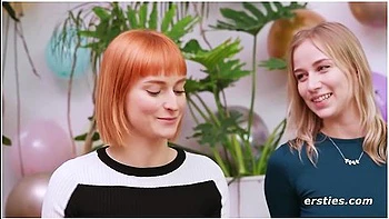 Lesbische 5er-orgie Beim Dare Ring Game