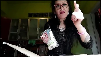 Feet Slave In Miss Vagon And Ivegans Shopping Donated By Her Moneyslave