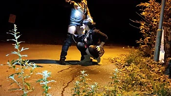 Horny MILF Gives Passionate Rimjob Outdoors - SlutHappiness Anal Fun