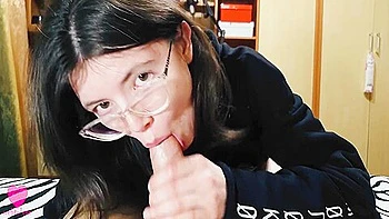 A Student 18+ Agrees To A Blowjob And Asks For Help With Her Studies