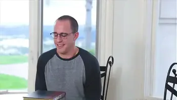 Stepmom Emma Hix helps her stepson with the blow job and licking