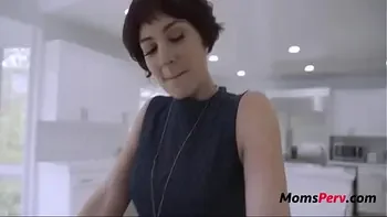 step Son Accepts To Be MILF 's Boy Toy- Jessica Ryan