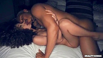 Naughty Ebony Bimbo Exciting Sex Clip