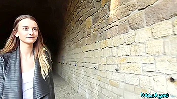 Public Screw With Insane Honey - Adele Unicorn