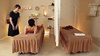 She Calmly Inserts His Cock And Seduces Him With A Creampie Without Pulling Out [decensored]